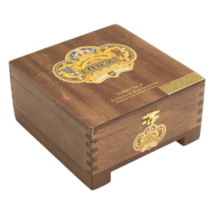 Tabachaze Diamond Crown Maximus Toro No. 4 Cigar 6 x 50 2